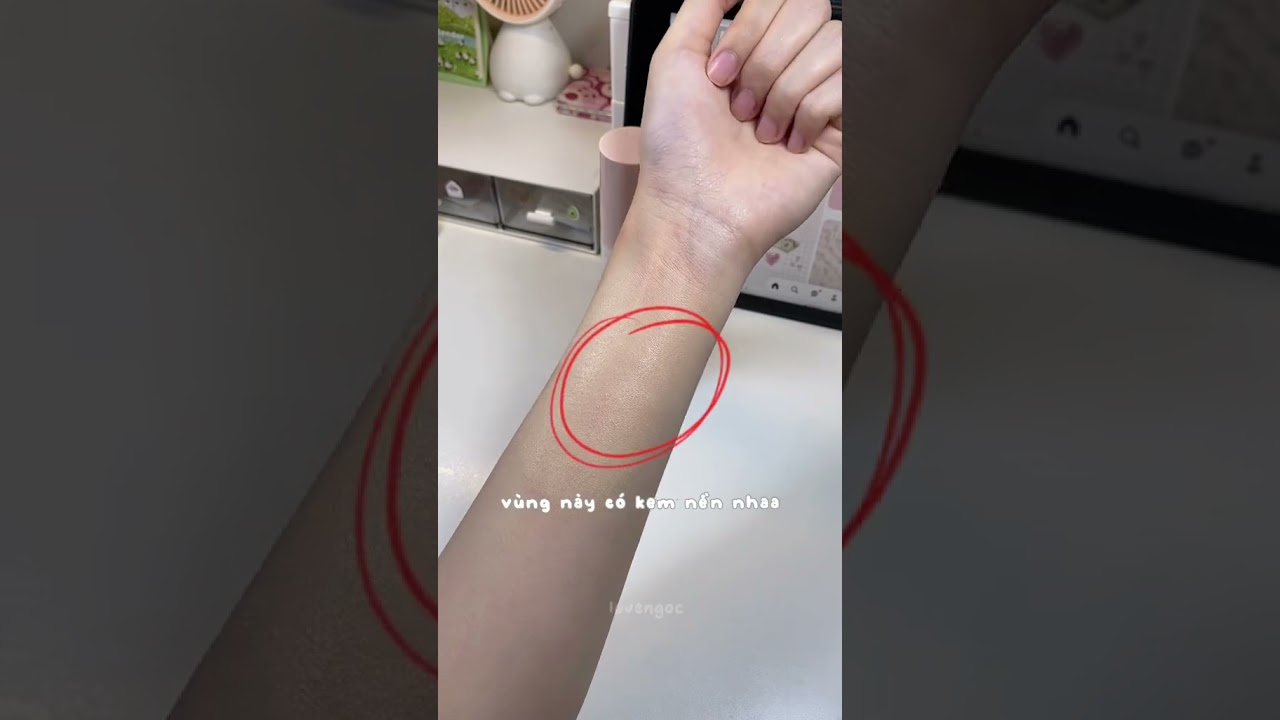 ✨ Xịt khóa nền ZEESEA – Hiệu ứng bóng quyến rũ giữ lâu suốt ngày! 