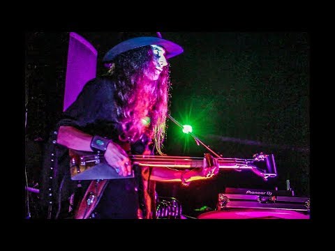 Justin Johnson Live in Hollywood, CA  â¢  Full Set w/ Shovel Guitar & Bass