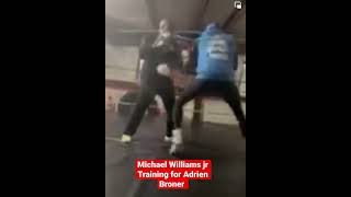 Michael Williams jr training for Adrien Broner #gunsandboxing #boxing #michaelwilliamsjr #boxingnews