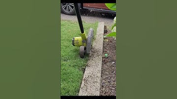 First Edge On Couch Lawn! Ryobi 18v Blade Edger #lawncare #satisfying #kiwilawnie #ryobi