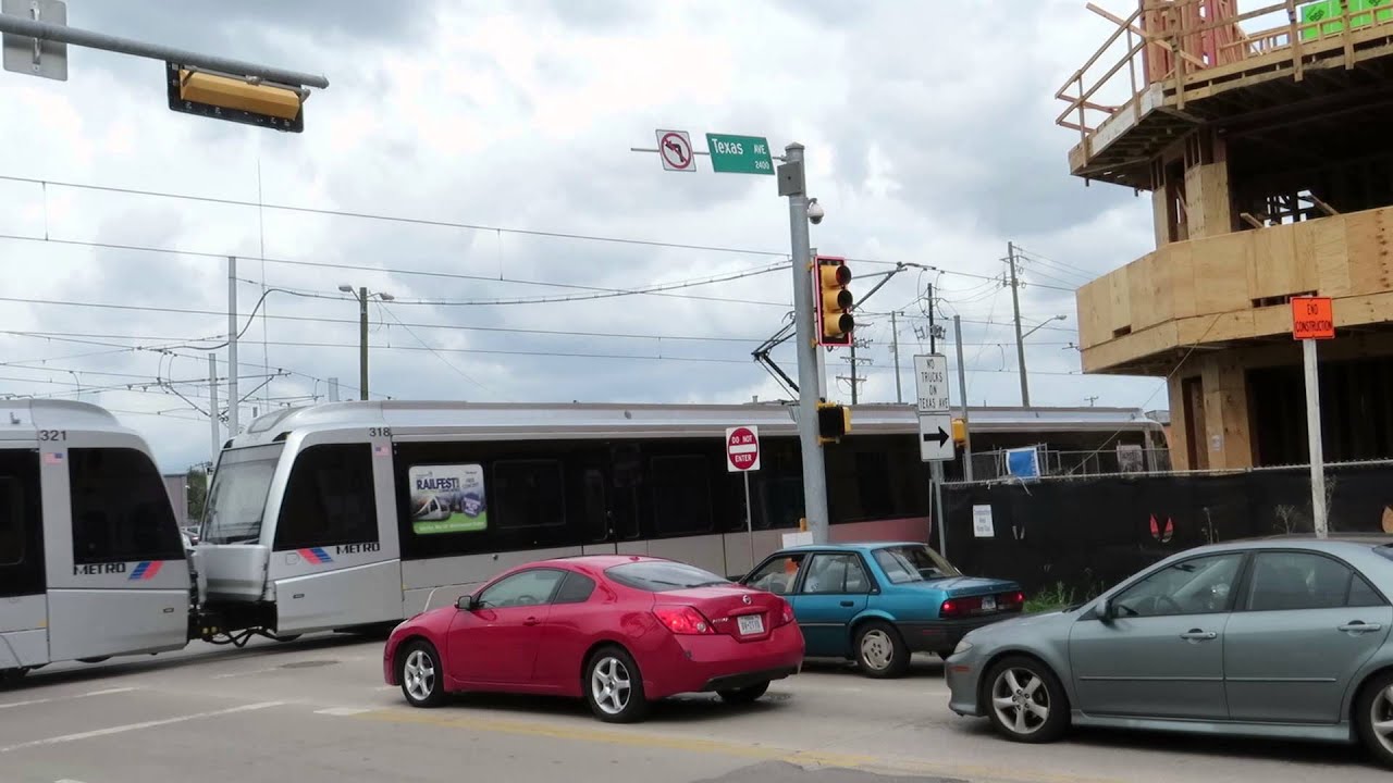 metrorail-running-through-eado-bbva-compass-stadium-houston-metro