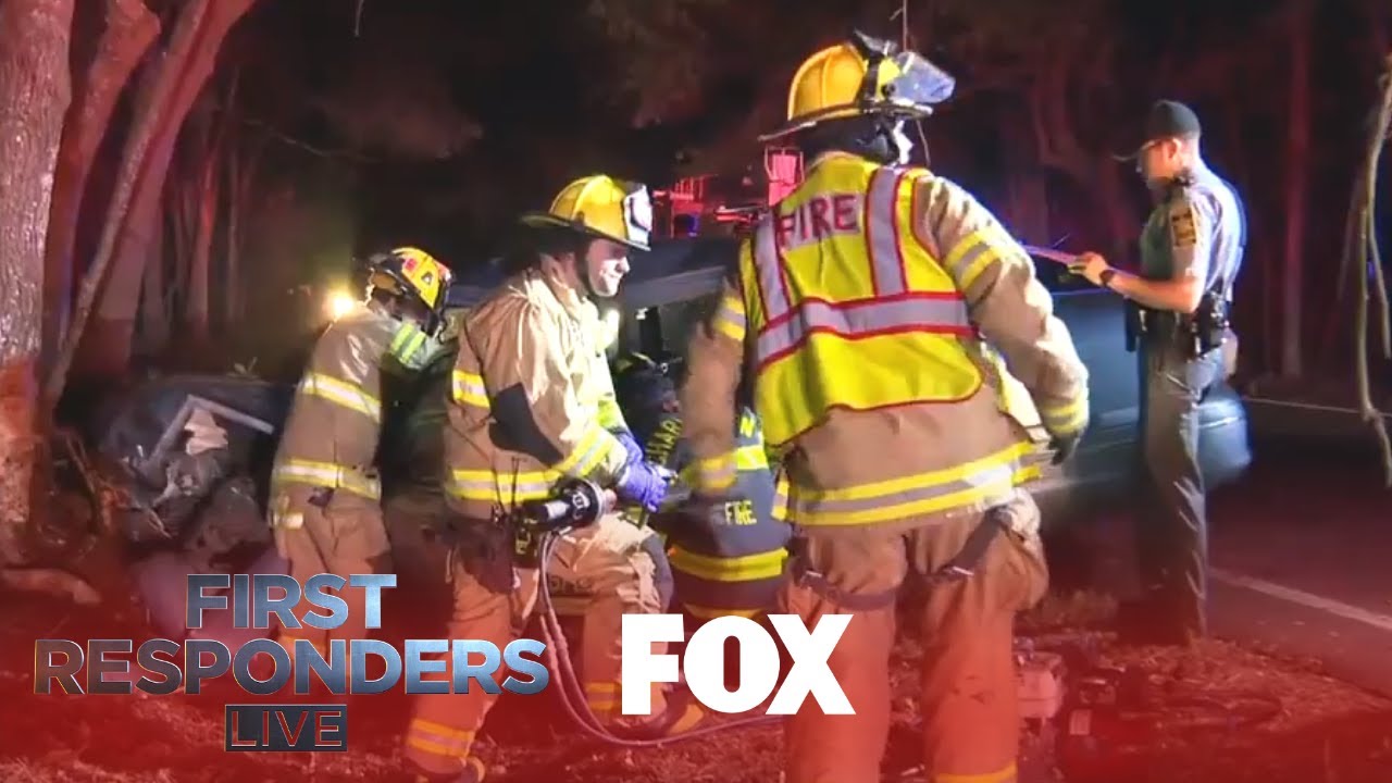 rescue dogs rock nyc Firefighters Try To Save Someone Trapped In A Car | Season 1 Ep. 8 | FIRST RESPONDERS LIVE