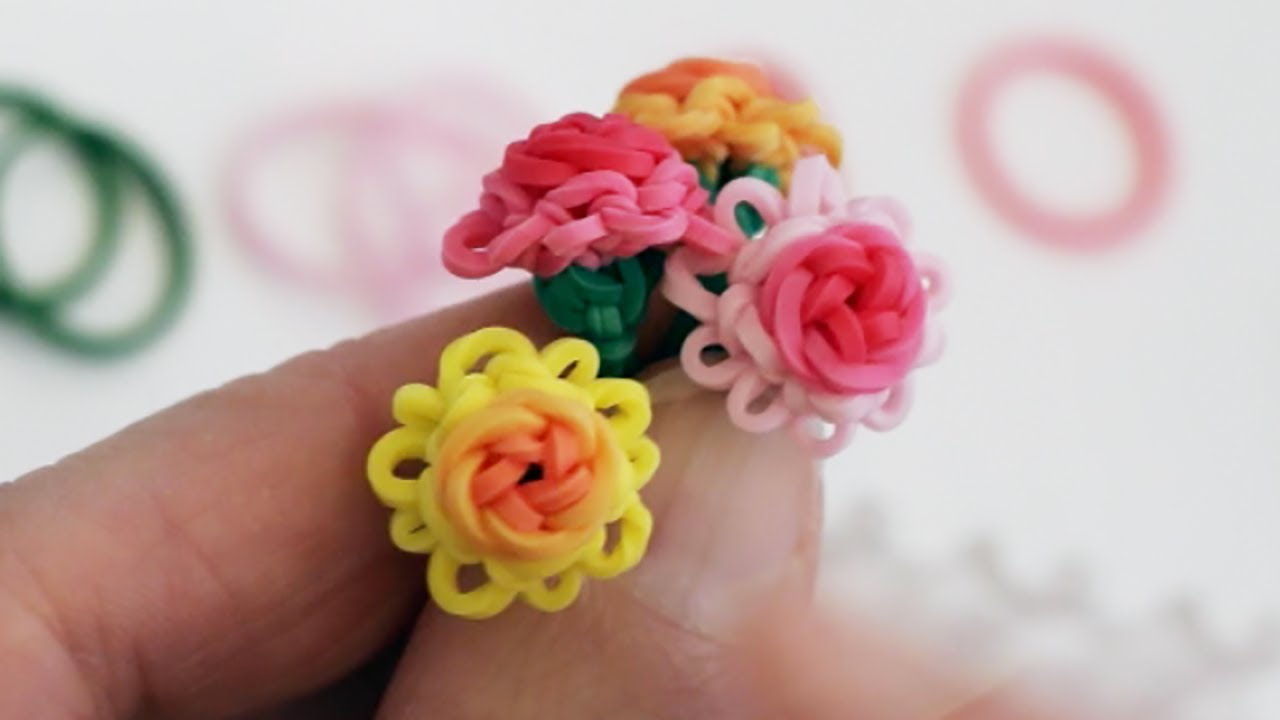 Rainbow Loom™ Mini Rose in Bloom Charm Tutorial 