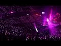 Regine Rocks Jampacked Crowd (First Filipino concert with synchronized light sticks)