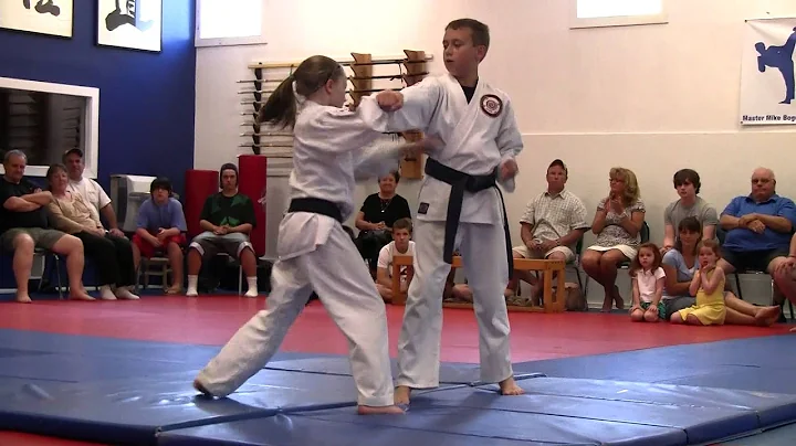Mighty Molly McKeon Self defense portion of her Bl...