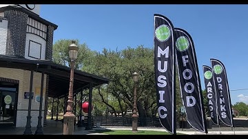 Custom Feather Flags: The Perfect Way To Increase Visibility For Your Business - LookOurWay®