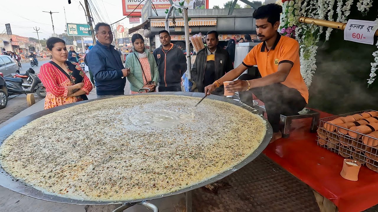 Vrindavan मथुरा का famous मलाई वाला कुल्लड़ Kesar Milk | Indian Street Food