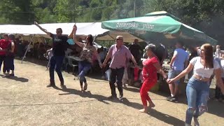 Kolo Za Brata I Sestru - Teferic Kapov Han Irfan & Reva Bend