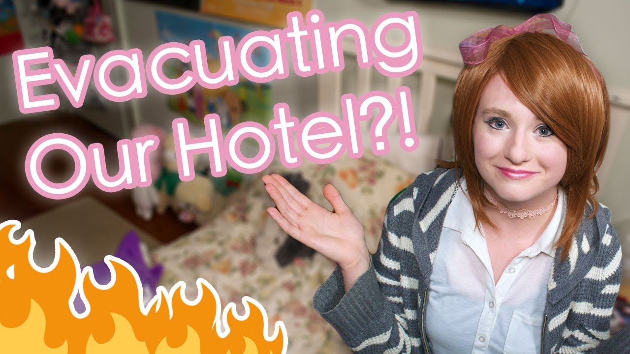 We Had to Evacuate Our Hotel During a Con | Cosplay Storytime | AnyaPanda