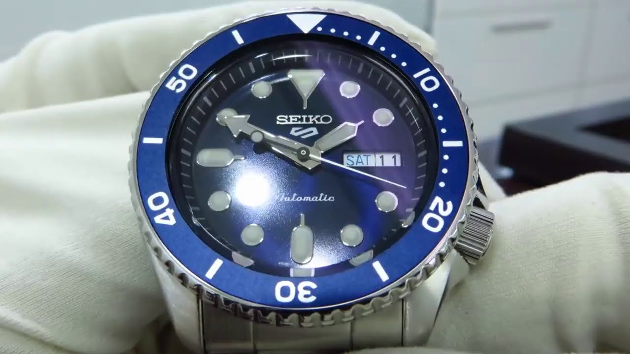 SEIKO 5 S5 SRPD5 BLUE DIAL AND BEZEL - YouTube