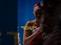 MILEY CYRUS canta SILENT NIGHT | Shorts | Netflix Italia