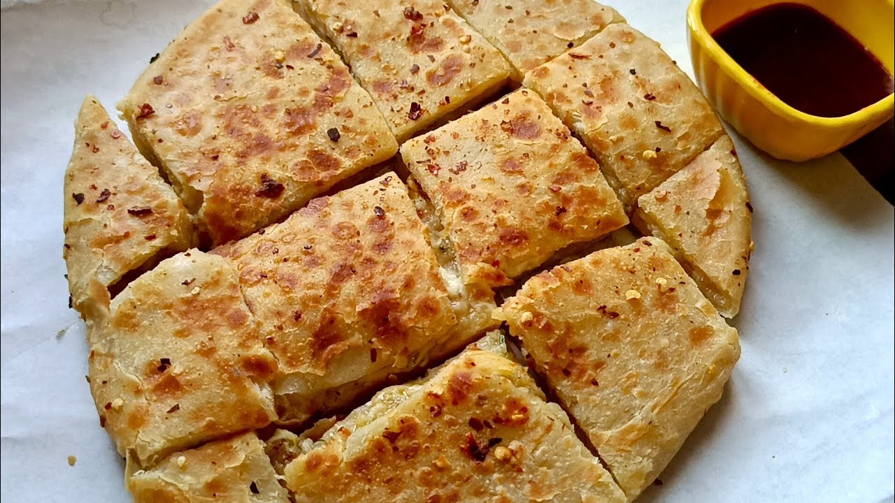 Cheesy Potato Bread Baked in fry panNo oven try again 😋 in very tasty yummy dish 🤤