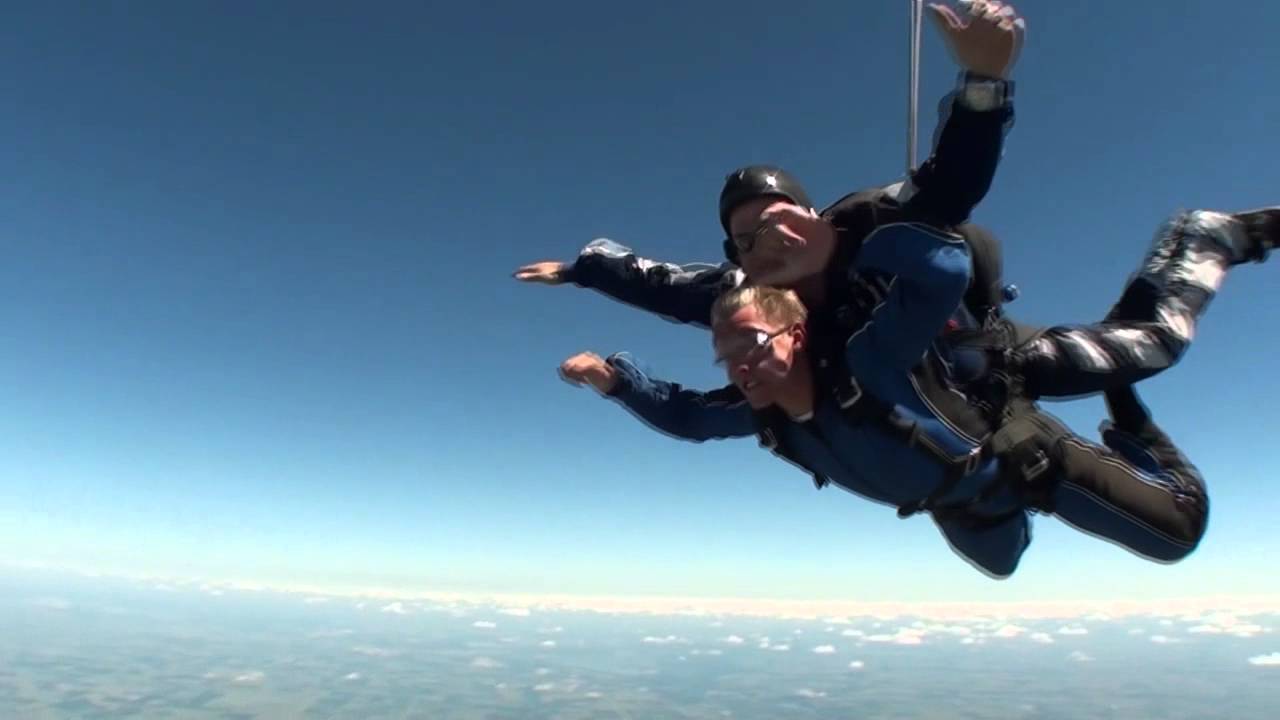 Chad Oerman's Tandem skydive! - YouTube