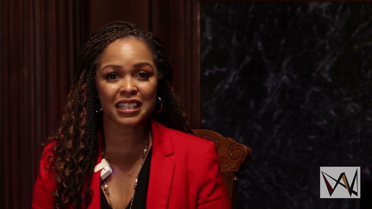 Uncrowned Queens Institute Danielle Roberts