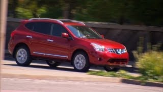 Car Tech - 2013 Nissan Rogue SV