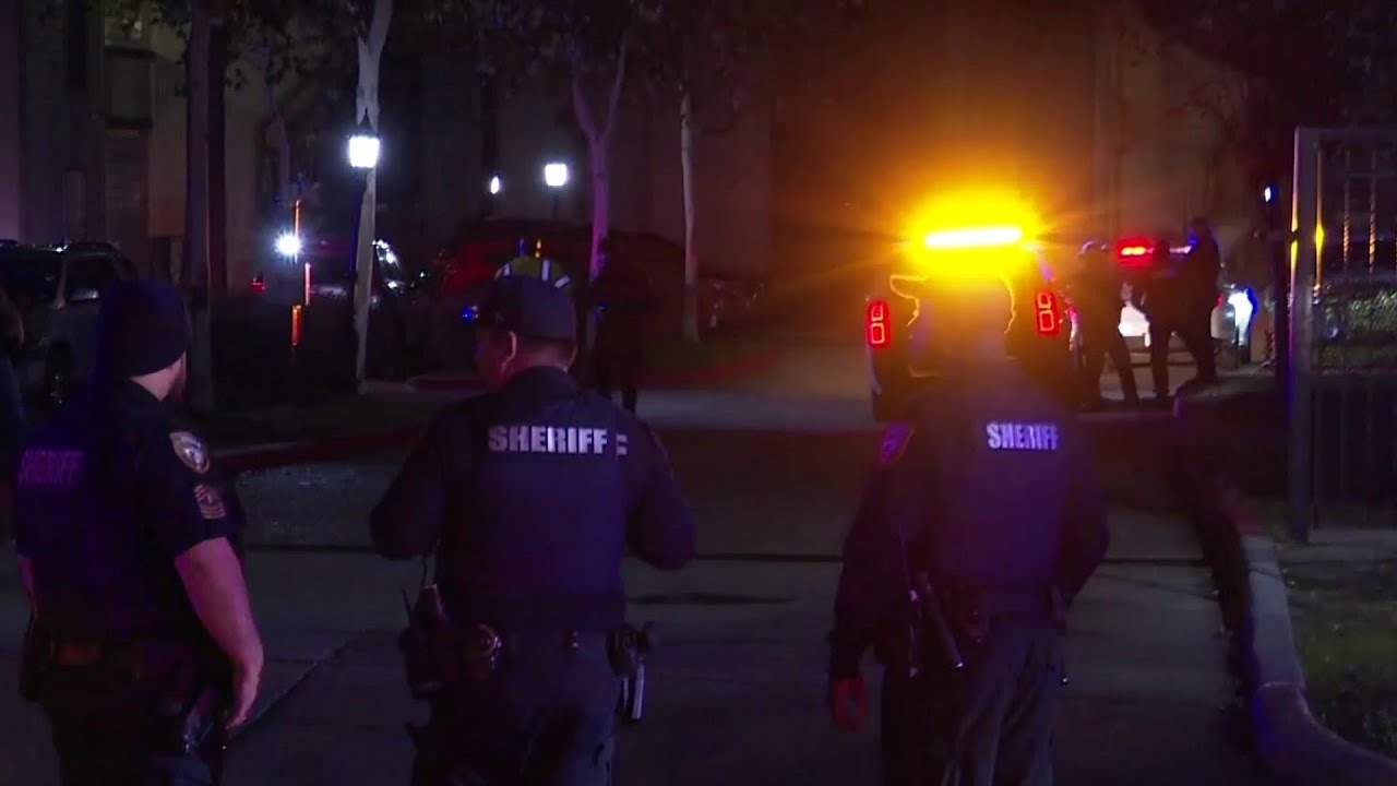 Man accused of shooting girlfriend to death at apartment in NE Harris ...
