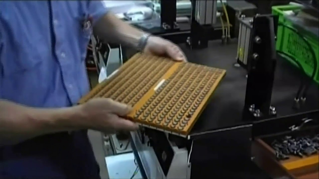 Part Allignment Rejection Machine Alignment of Parts B with a Parts Alignment Machine - YouTube