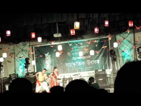 Ukho Ukho Siriser Niche Chai Gach by Jahangirnagar University