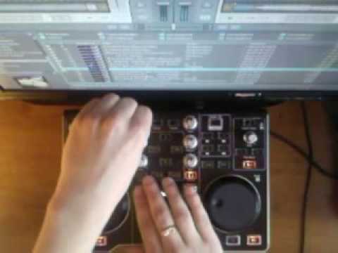 Hercules DJ Control MP3 e2 + Traktor PRO 1.2.4 - YouTube