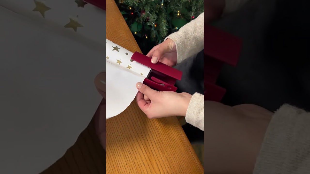 Using the Little ELF Gift Wrap Cutter is THE best! 🎄🎄🎁 #littleelf