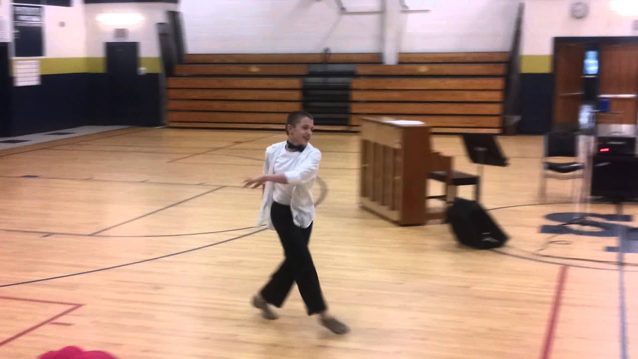 Matthew Sloop dancing to Classic-MKTO - YouTube