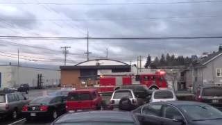 Engine-3 Responding Everett Fire Department 11_29_12