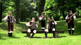 Video thumbnail of "Banovšek, Zvir, Klavžar - Na zapravljivčku (Official HD video)"