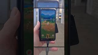 ✨️I Caught a PHOTOBOMB *SHINY SCORBUNNY* In Pokémon GO!✨️ #pokemon #pokemongo #shorts