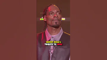 Snoop Dogg singing “Hail Mary” by 2Pac 🙏🏽🕊️