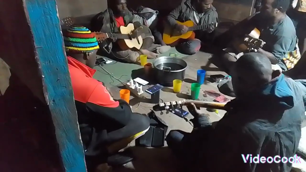 lagu rohani daerah Papua GRUB TUWOUKOMO