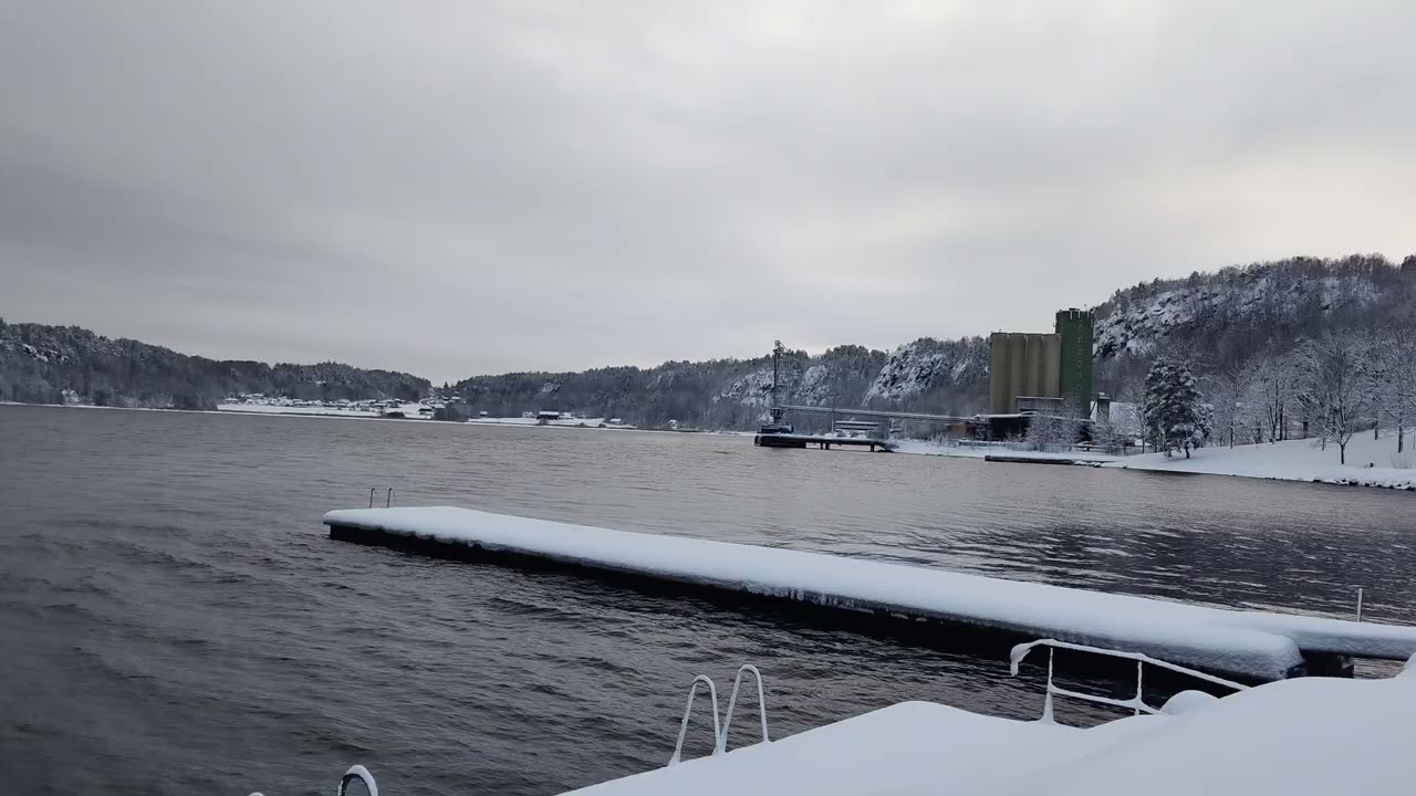 14.01.2026 ice bath swimming 🏊🩱 in Holmestrand in Hagemannsparken 🏊💦 in Norway 🇧🇻