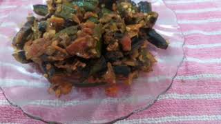Masala Bhindi at home. घर पर मिनटों में मसालेदार भिंडी बनाएं. Ladyfinger veg in gravy