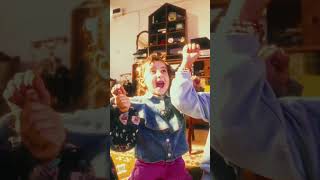 Ne Güzeldi Yıllar, Ne Güzeldi Mahalle Rüsva Yayında. Keyifli Dinlemeler