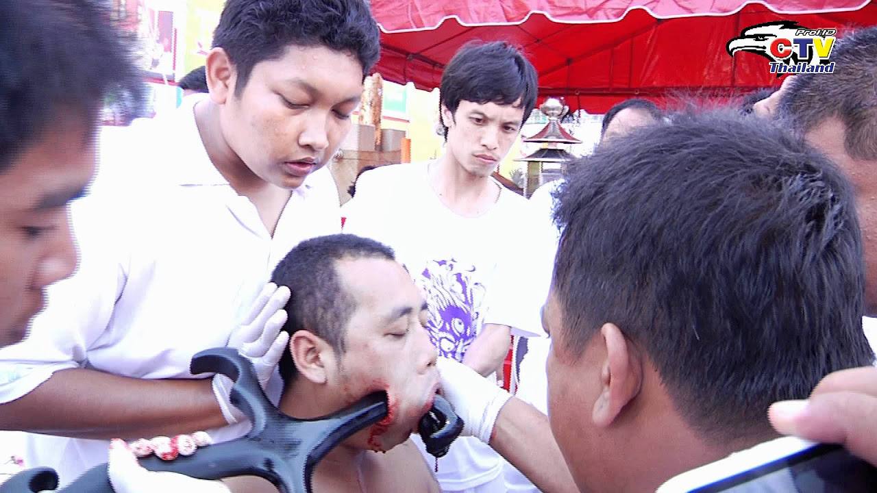 เทศกาลกินเจ ภูเก็ต New กินเจภูเก็ต ท้าให้ดู ปี2554 PHUKET VEGETARIAN FESTIVAL 2011 แห่พระ อ๊ามสามกอง