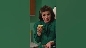 ام محمود جميل و هناء 