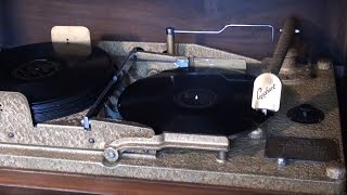 Capehart Amperion Record Changer (1930) A Detailed Look