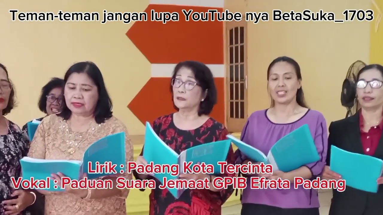 Paduan Suara Jemaat Bersama Pdt. Salmon Leatemia serta Istri lagu, Padang Kota Tercinta 