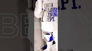 I’m working on my batting and boxing skills 👍🏿