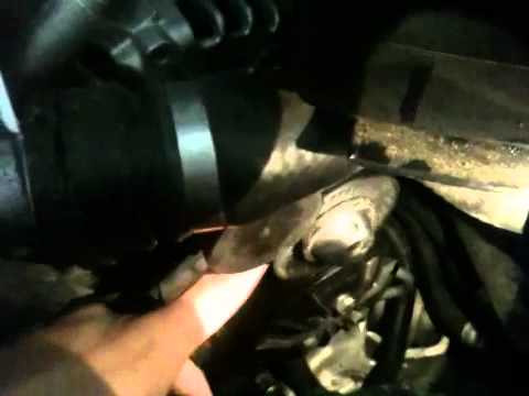 Bad idler pulley BMW 328i 08' - YouTube