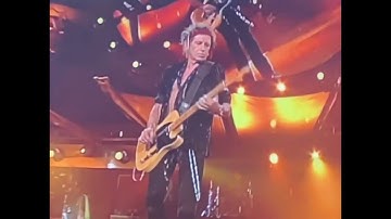 One of the coolest Start me up Intros #rollingstones #keithrichards #intro