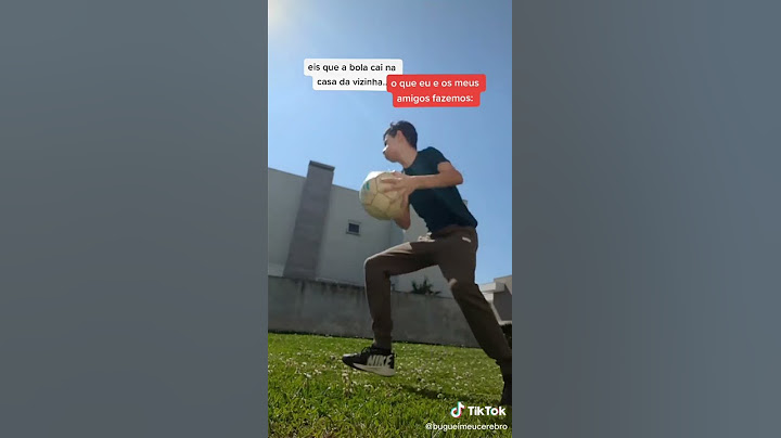 Eis Que a Bola Vai Na Casa Da Vizinha (André Flores)