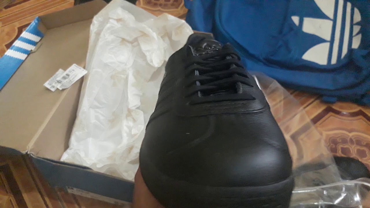 triple black gazelle