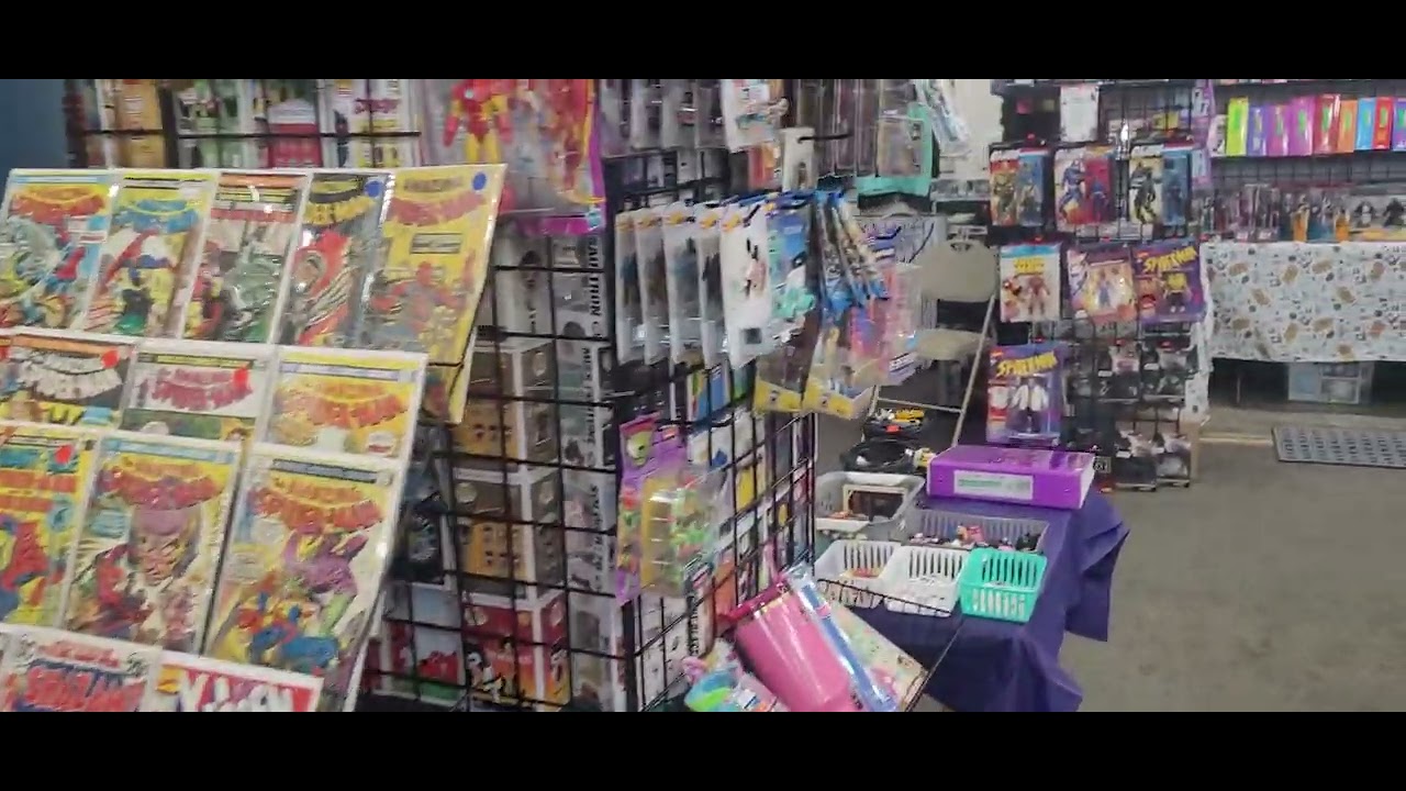 SUPERSHOW STORE hicksville broadway mall long island toys funko comic books cards pokemon