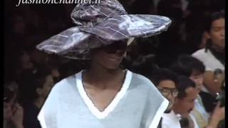 "Comme Des Garcons" Spring Summer 1992 Paris 4 of 4 Pret a Porter Woman by FashionChannel