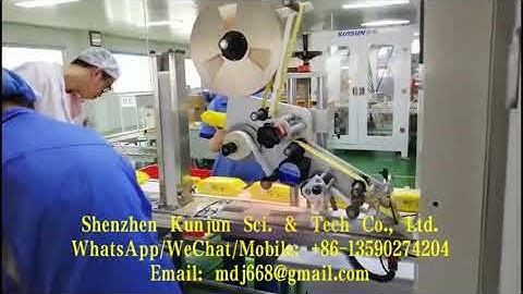 Fully Automatic Wet Wipes Lid Applicator Machine