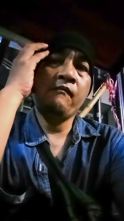 Negeri di Awan - Karton Bagaskara / Tinggi amat nih negri