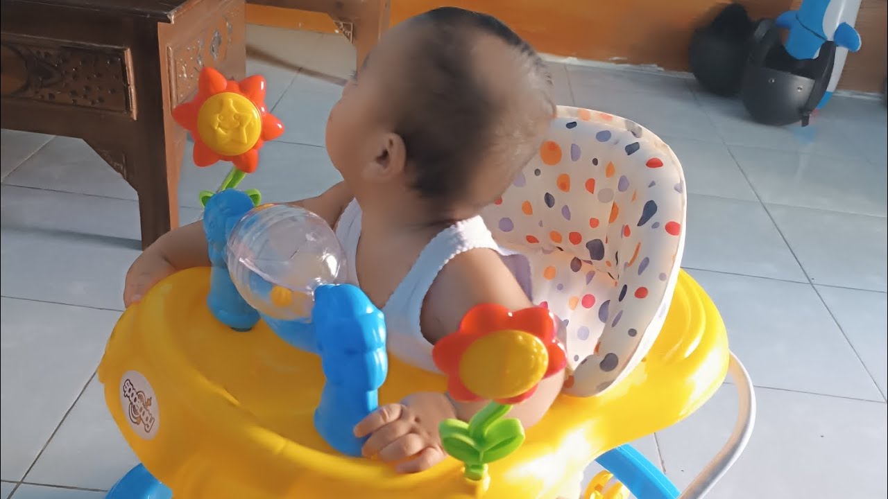 Baby Walker‼️terimakasih daddy baby walkernya, ranveer umur 6 bulan 😍 YouTube