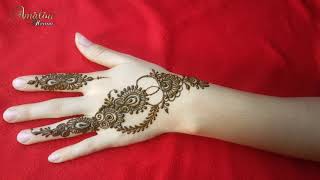 نقش حناء للعيد خفيف وانيق للبنات  . henna designs