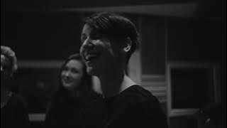 Download lagu I WILL CARRY YOU