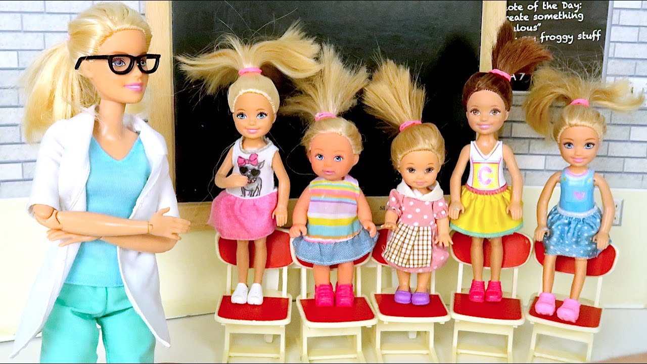 Новые Правила в Школе! Всем Завязать Волосы! Мультики Барби Про Школу Куклы Для Девочек IkuklaTV